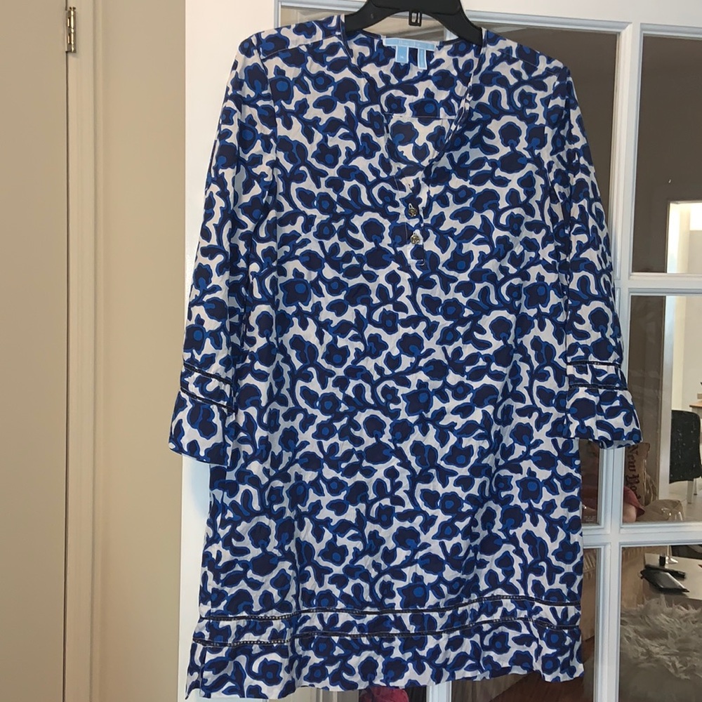 Draper James tunic top beach coverup beautiful bright blue floral pattern M